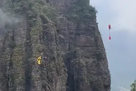 孙悟空景区高空翻筋斗云 网友：不是肩有千斤担，谁愿高空讨生活图片