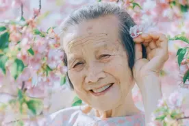 苏州姑娘给外婆拍写真美出圈，最打动网友的是祖孙情图片