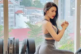 58C“baby颜”私教变脸？越南健身网红中的Top身材图片