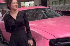 后续！劳斯莱斯女车主：丈夫透露修车状况，已尽力减少司机赔偿图片