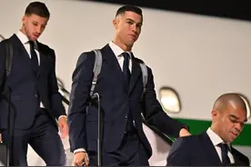 总裁驾到！C罗西装革履率葡萄牙队飞抵卡塔尔，葡总统亲自发话力挺图片