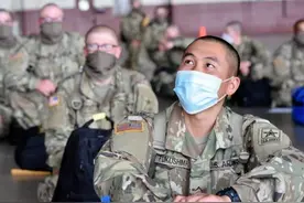 美军中有20000人是中国人，一旦中美开战，中国打不打这些人？图片