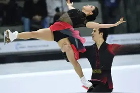 王诗玥/柳鑫宇：重新出发 期待绽放图片