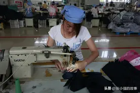 东莞往事：服装厂里美女多，男孩只要脸皮厚，一定能找到女朋友图片