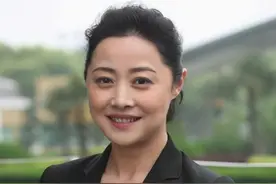 刘蓓的尴尬情史：带二夫的孩子和一夫复合，继子张若昀让她很苦恼图片