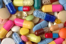 阿莫西林是消炎药？医生：不是！真正的消炎药只有2种，别乱吃图片