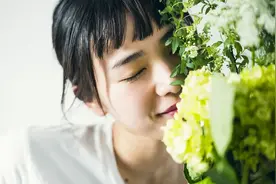 有一种婚姻，叫嫁给婆婆图片