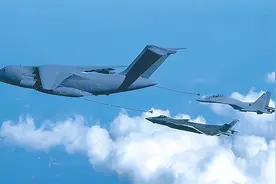 中国空军发布三机同框照，可谓意味深长意义深远图片