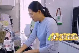 岳父岳母做好饭，他不上桌全家不动筷，聂远：我有点大男子主义图片