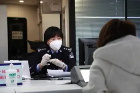 【新春走基层】探访北京市公安局海淀分局出入境接待大厅：办证便捷、服务周到图片