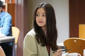 婆婆旅游回来：儿媳月子完了吧？儿子：完的不光是月子，还有我们图片