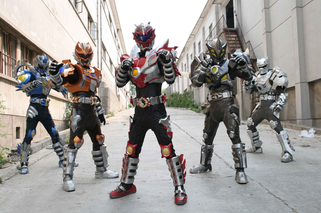 铠甲勇士龙铠甲勇士（铠甲勇士第一部中）