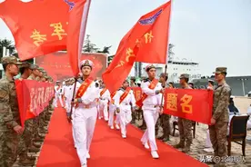 《强军战歌》起，为所有考生加油！图片