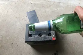 揭晓维修师傅不肯透露的秘密：电动车蓄电池最常用的修复方法图片