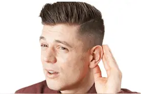 长期佩戴耳机有危害，千万别不当一回事图片