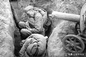苏军士兵如何在零下40°下何生存，雪地、沼泽地里过夜图片