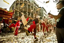 锯鳐：头顶长“法器”的电锯刺客，体长达七米，浑身是宝险些灭绝图片