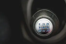 盘点7种常见的换挡“挡杆”图片