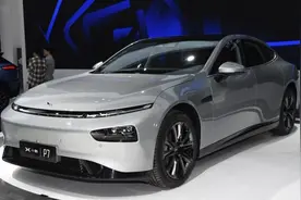 金融圈炸锅！曝小鹏汽车总裁年薪超4亿，紧急回应图片