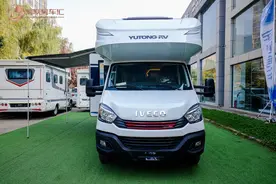 开上这辆车，来一场说走就走的旅行图片