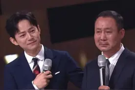 67岁马少骅拿下金鹰奖，激动得有些失态，他的成名之路实在太坎坷图片