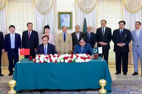 巴基斯坦眼中的中国战机：只能为美国战机打下手，歼10也不例外！图片