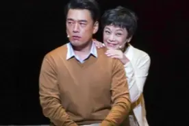 王耀庆：靠百变总裁成“叔圈顶流”，和青梅竹马结婚21年，零绯闻图片