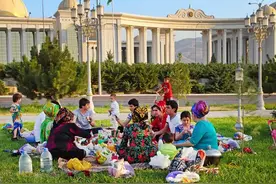 土库曼斯坦：把自己隐藏到极致，闷声不响过日子的中亚小国图片