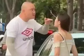 闹大了！南京光头男打人后续，律师发声：可能面临巨额赔偿或入狱图片