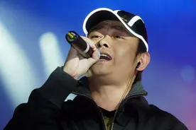 被封杀、卖惨、走穴，一首歌吃一生的老牌歌手，现状大不同图片