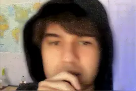 「梗知识」—“妈导弹”、“爹燃烧”是什么梗？图片