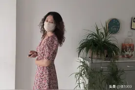 五十三岁单身独居老阿姨：优雅地度过炎炎夏日，我心清凉如初图片