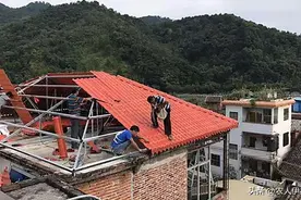 为什么农村自建房不推荐使用树脂瓦？树脂瓦的这几个缺点太明显图片