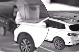 安徽一大妈骑着三轮车撞上停在路边的汽车，对车怒吼“你瞎啊”图片