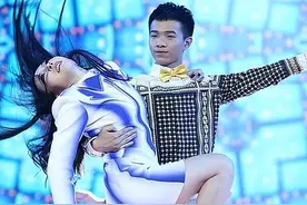 1995年，黑龙江女子捡聋哑弃婴，离婚卖房供他学舞，现在怎样图片