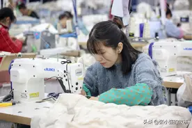 东莞往事：千人制衣厂，女多男少，很多男生被倒追图片