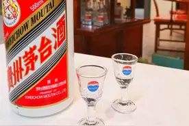 茅台自带的小酒杯，不止能用来喝酒，还有其他妙用，你了解过吗？图片