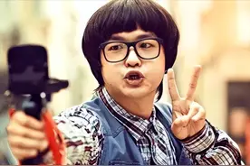 曾自爆同时谈7个女友，坏事做尽，却红极一时，如今现状让人舒心图片