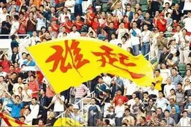 1994年，全兴队和李伯清散打评书在四川走红，成为美好的回忆图片