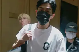 20220702刘恺威参加《披荆斩棘的哥哥》录制，一身休闲装帅气十足图片