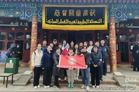 志愿者服务保障通州清真寺2023开斋节活动图片