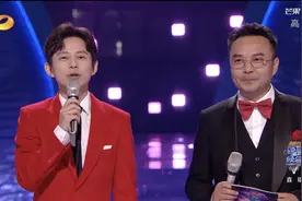 跨年感人场面：何炅穿越人群拥抱吴昕，天天兄弟围在一起秀戒指图片