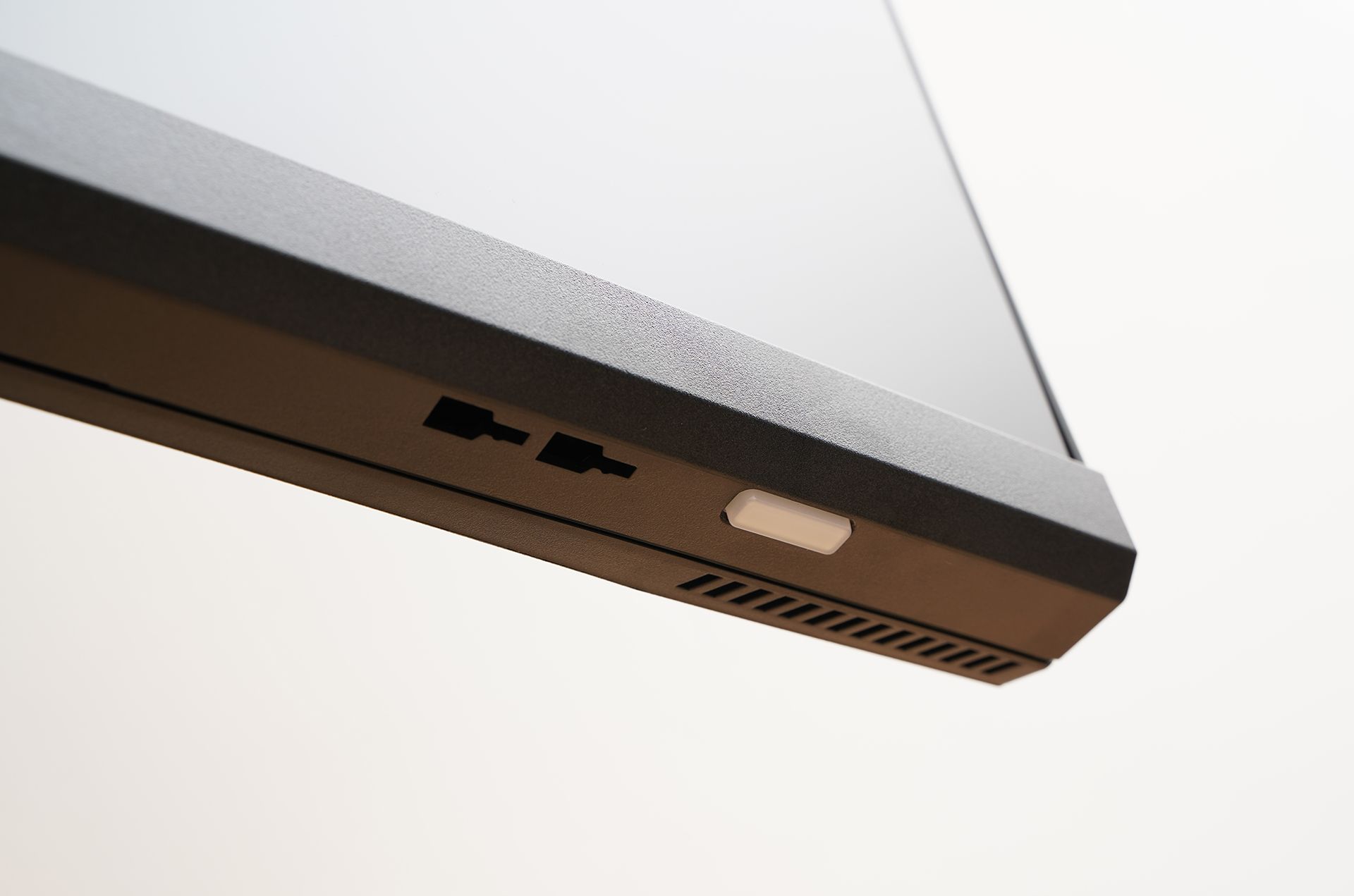 微星MPG321UR-QD量子点显示器评测_电脑显示器有4k的吗_MSI MPG321UR-QD 4K 144Hz电竞显示器