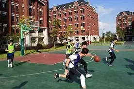 高一有多么重要？高中老师：从学霸到“学渣”，只需要一年时间图片