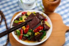 鸡血、鸭血、猪血，吃这类食物对身体好吗？图片