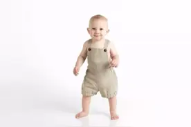 宝宝到底要不要穿袜子？90%的人都搞错了，怪不得孩子爱生病！图片