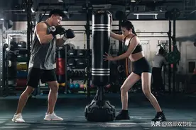 普通人如果想打架厉害，练习拳击、散打、自由搏击，哪个最好？图片