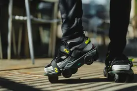 世界上最快的鞋来了！一键提速 2.5 倍，上班再也不迟到图片