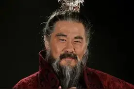 曹操是好人还是坏人图片