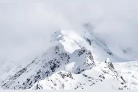 今日书单 |《复杂世界的明白人》：一本变局时代的个人破局指南图片
